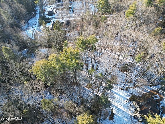 2nd image of 2 North Rd