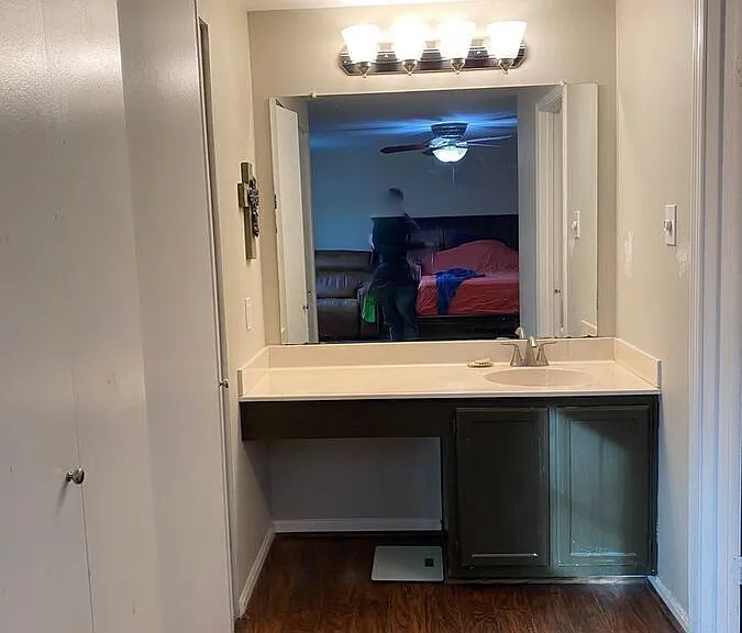 3404 Elenoir Ct — Photo 11