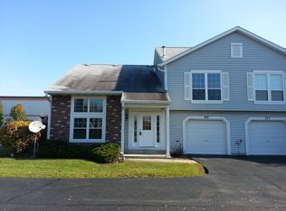379 Dupage Dr, Bolingbrook, IL 60440