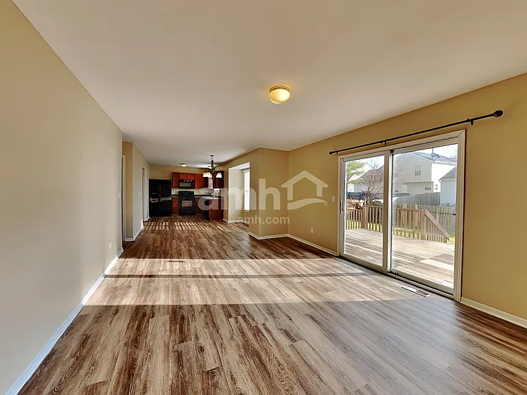5785 Chase Run — Photo 5