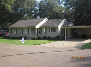 400 Liddell St, Greenwood, MS 38930