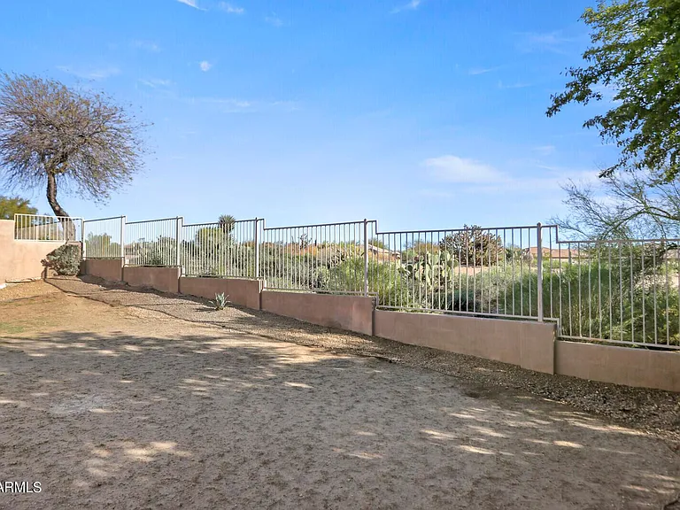 9303 E Whitewing Dr — Photo 35