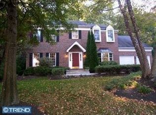 153 Mountain Oaks Rd, Yardley, PA 19067