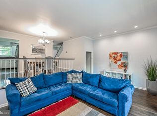 2148 Golf Course Dr, Reston, VA 20191