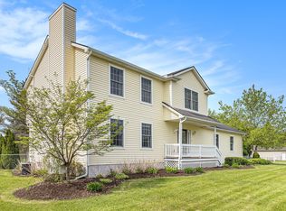 91 Mower Rd, Pinckney, MI 48169