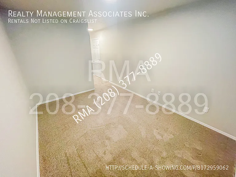 4449 W Silver Riv — Photo 9