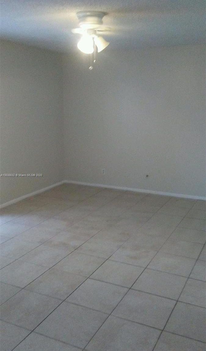 8411 Lagos De Campo Blvd APT 303U