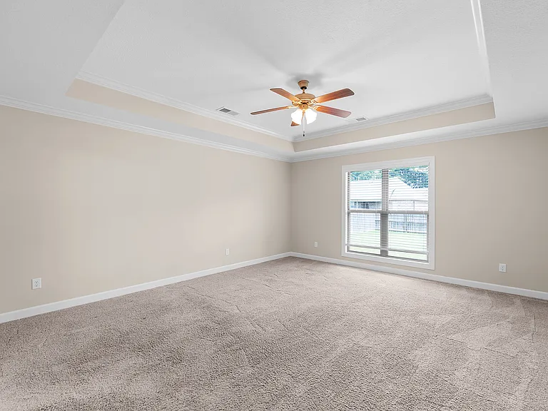 38 Garrison Dr — Photo 9