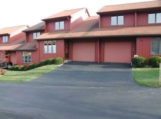 34 Lower Hill Ln, Fairport, NY 14450