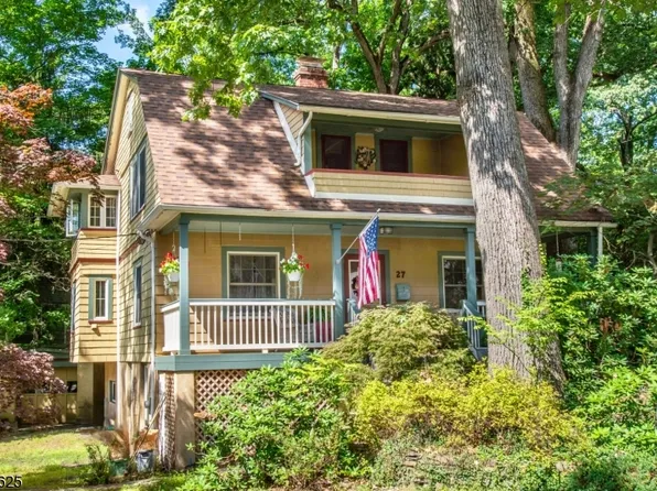 27 Cedars Rd, Caldwell Boro Twp., NJ 07006