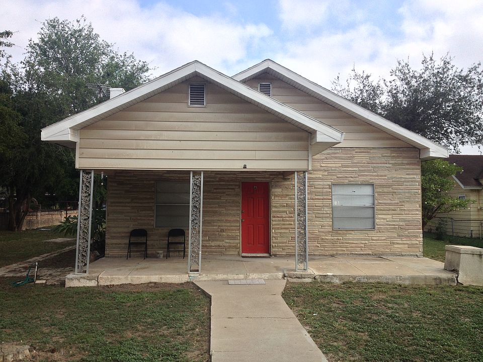 1st image of 1014 E Saint Marie Dr