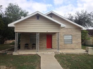 1014 E Saint Marie Dr, Mission, TX 78572