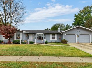 445 Hunters Rdg, Saint Charles, MO 63301