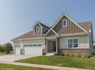 70 Bailey Cir, Waukee, IA 50263