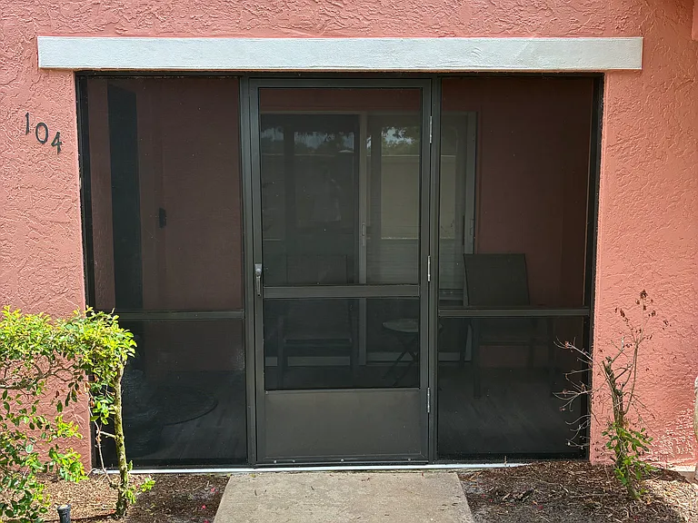 150 SW Peacock Blvd #104 — Photo 2
