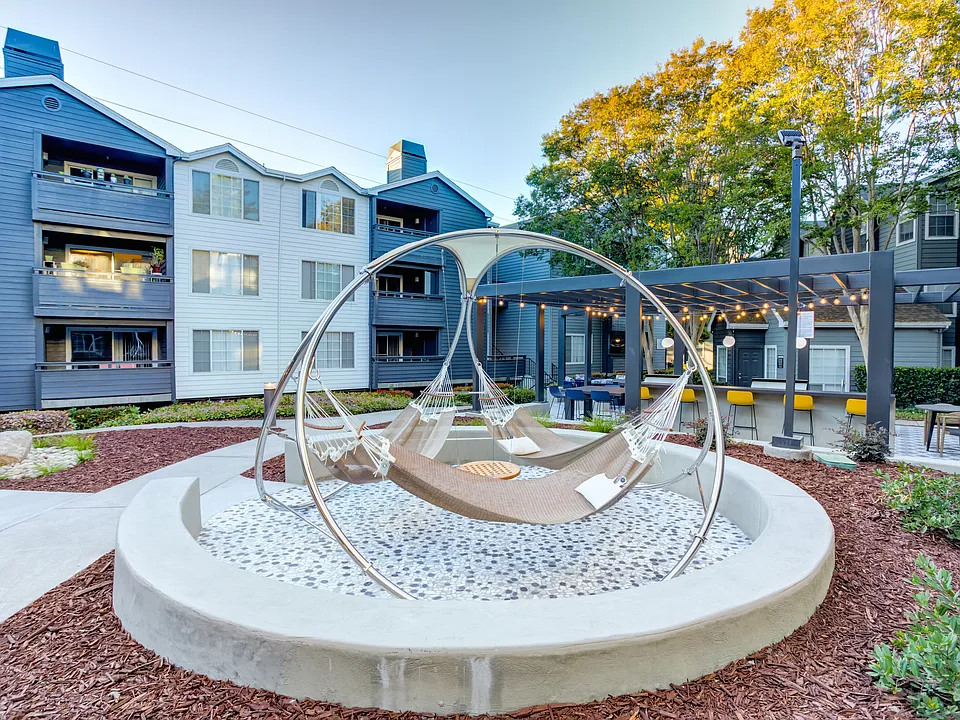 Relaxing Hammock Seating