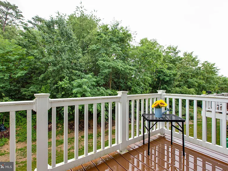 7523 Bharat Way — Photo 15