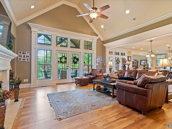 4th image of 109 Grand Vista Dr