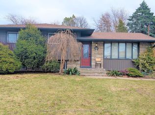 4470 Pinedale Dr, Niagara Falls, ON L2E6M5