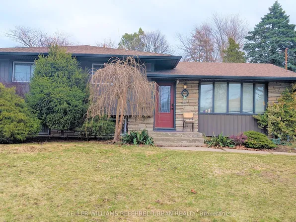 4470 Pinedale Dr, Niagara Falls, ON L2E 6M5