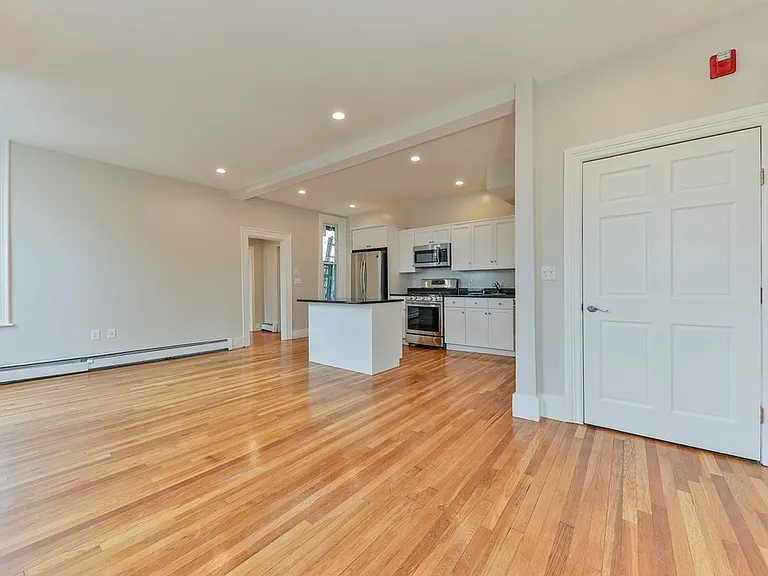 126 Washington Ave #2 — Photo 3