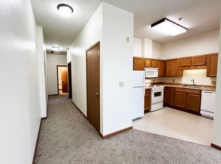 105 9th St S, Olivia, MN 56277