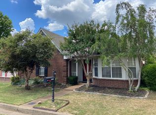 8398 Palm Springs Dr, Cordova, TN 38016