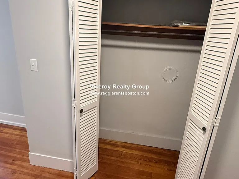 232 Cambridge St #4V — Photo 6
