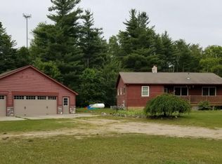 464 Cypress St, Howard City, MI 49329