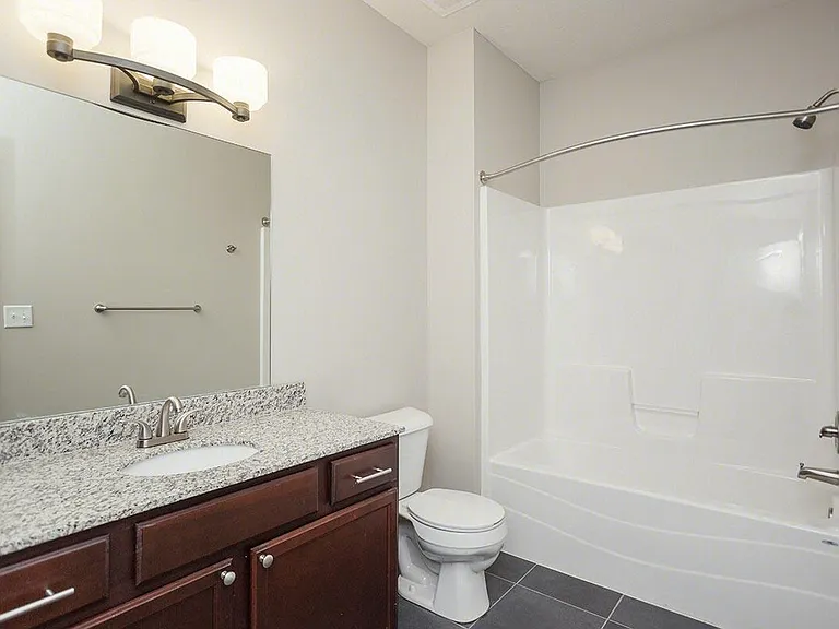 Timberline Apartments — Photo 32