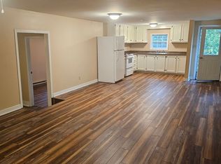 2754 Everett Rd APT 203, East Freedom, PA 16637