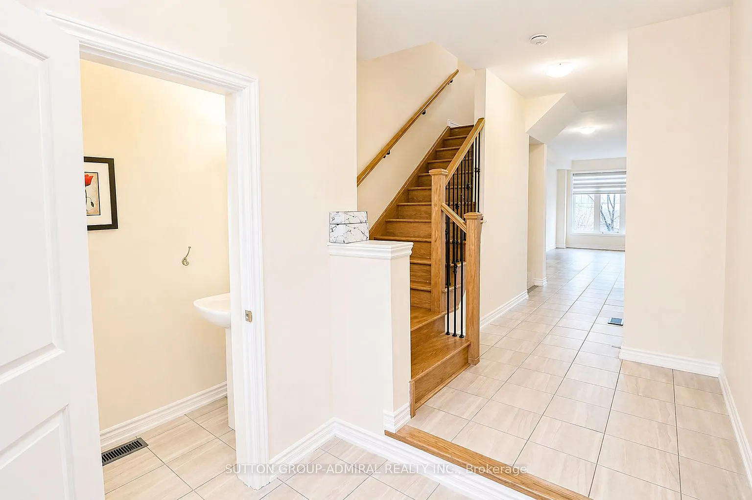 3 bed, $2,700 — Photo 3
