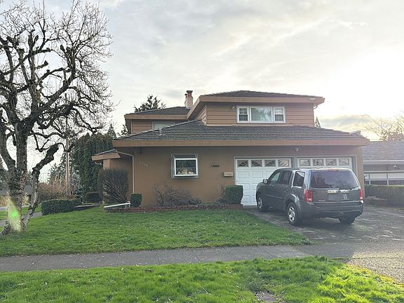 2nd image of 7340 NE Alameda St