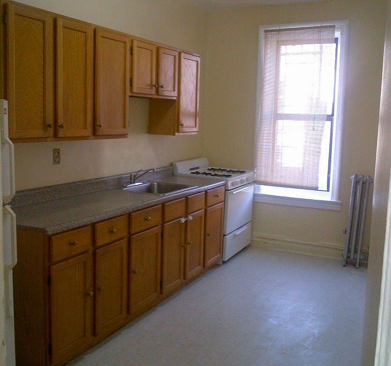 2nd image of 71 E 95th St APT A10