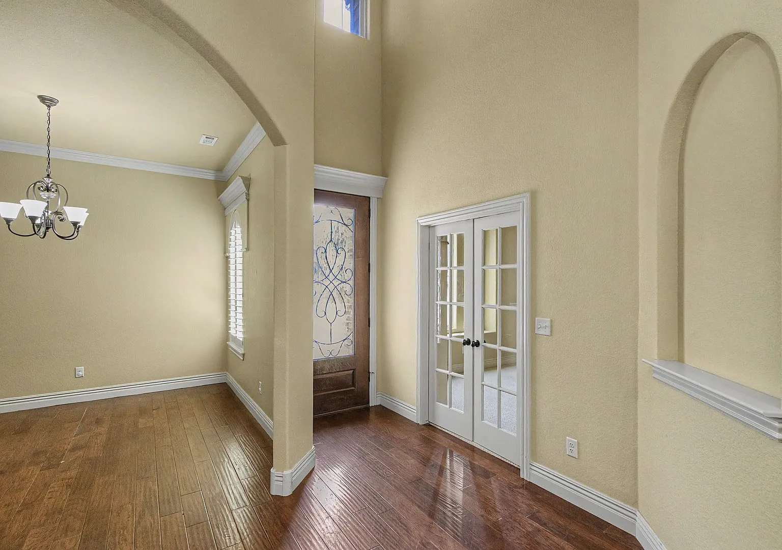 6600 Willowridge Lane — Photo 3