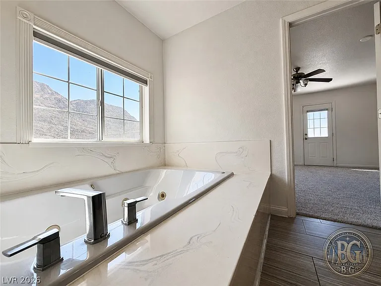 764 Benedict Dr — Photo 34