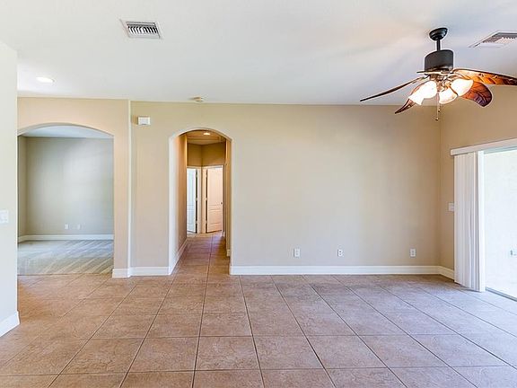 3rd image of 2864 Suncoast Lakes Blvd