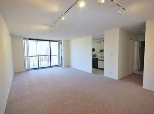 1118 N La Salle Dr, Chicago, IL 60610