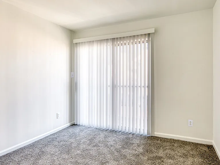 Latitudes Apartments — Photo 15