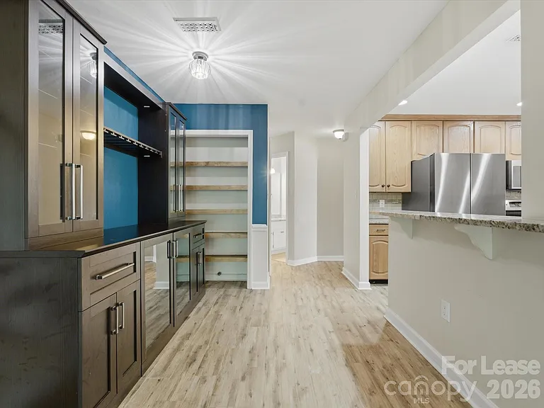 9437 Fairmead Dr — Photo 26