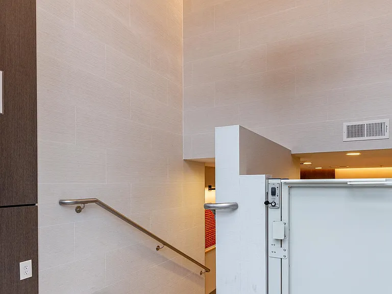 1345 K St SE #407 — Photo 30