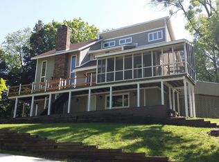 15 Woodland Hts NE, Iowa City, IA 52240