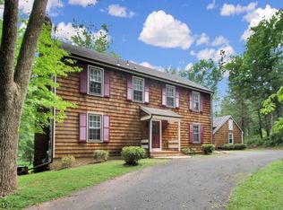 82 Cole Rd, Whitehouse Station, NJ 08889