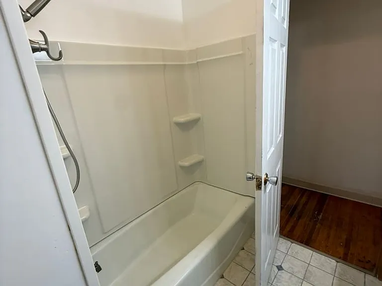 4521 Lauesen Ave #A — Photo 7