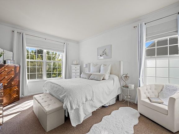2nd image of 1496 Smythe Ct