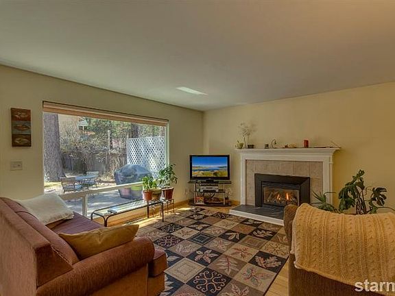 2nd image of 694 Patricia Ln