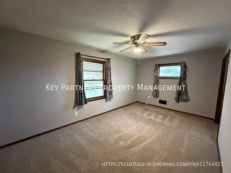 821 S Edgemere Dr — Photo 8