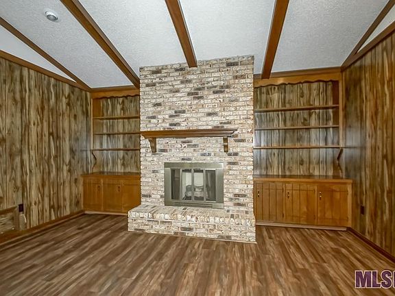 5th image of 41080 Galvez Ave