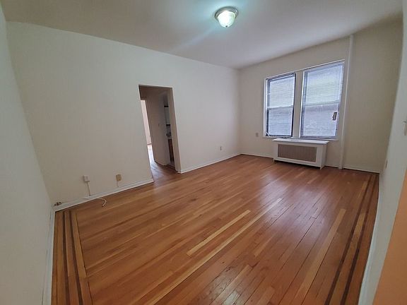2nd image of 6716 8th Ave #2R
