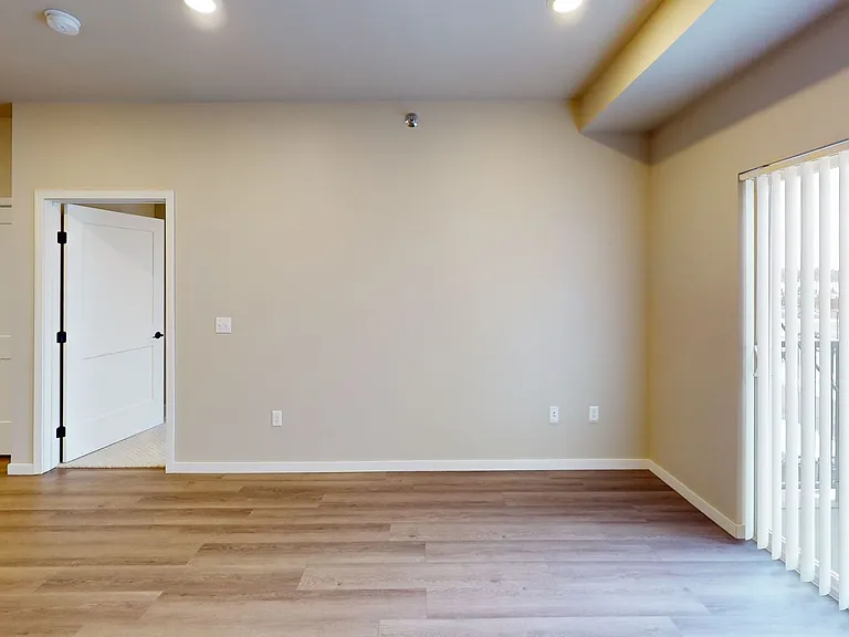 The Plains Apartments — Photo 30